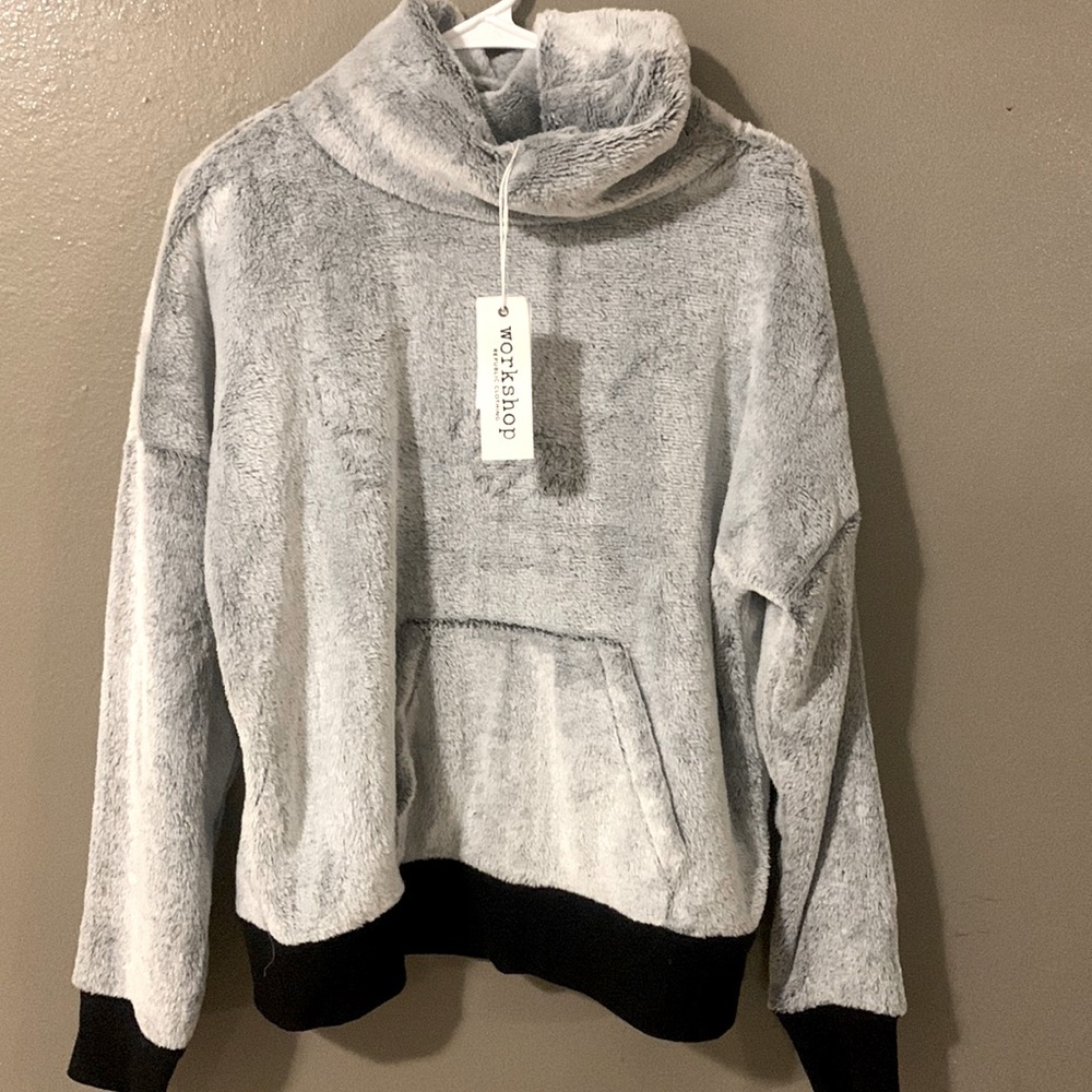 Workshop Republic Pullover